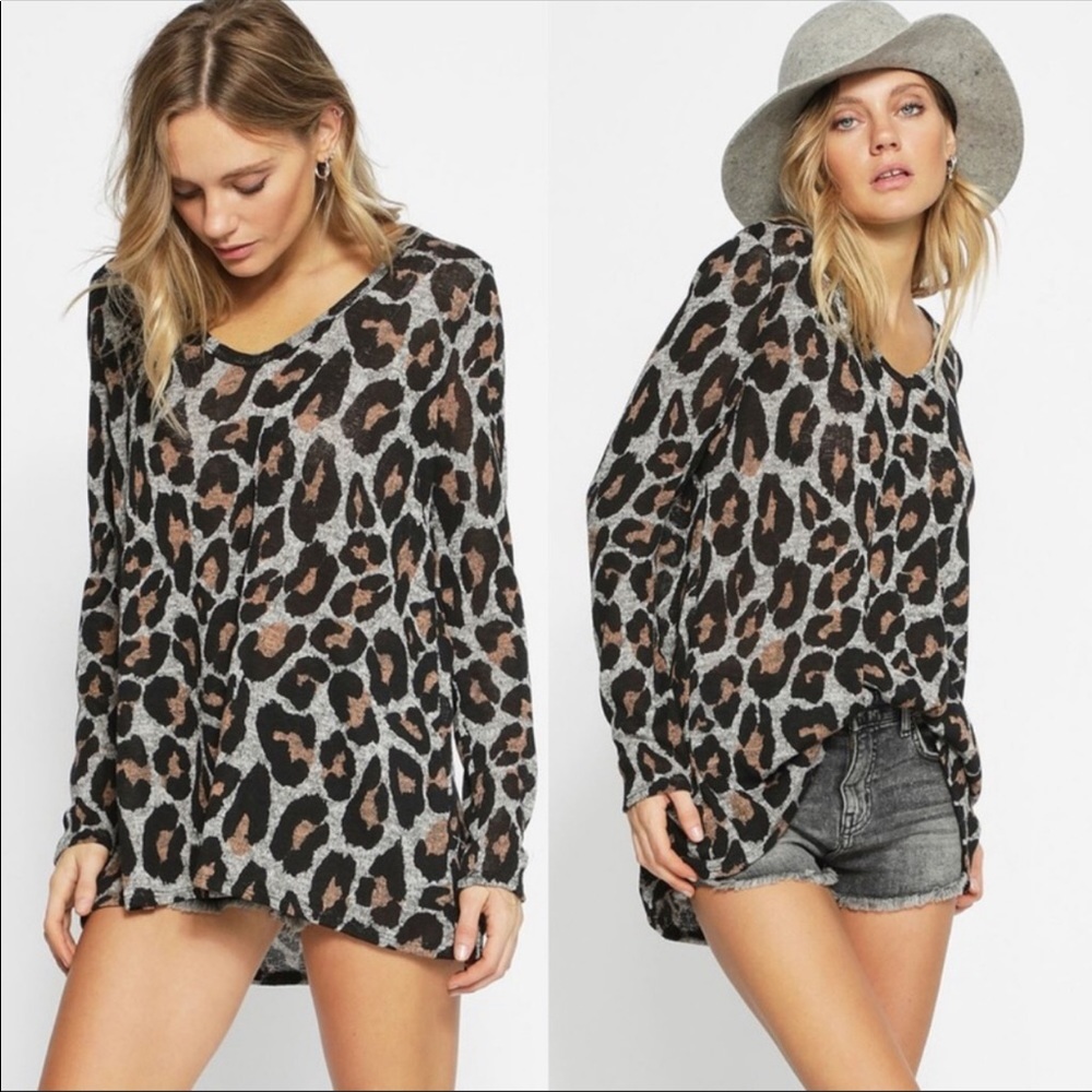 Last! LEOPARD 🐆 Print Tunic Top - Picture 2 of 2
